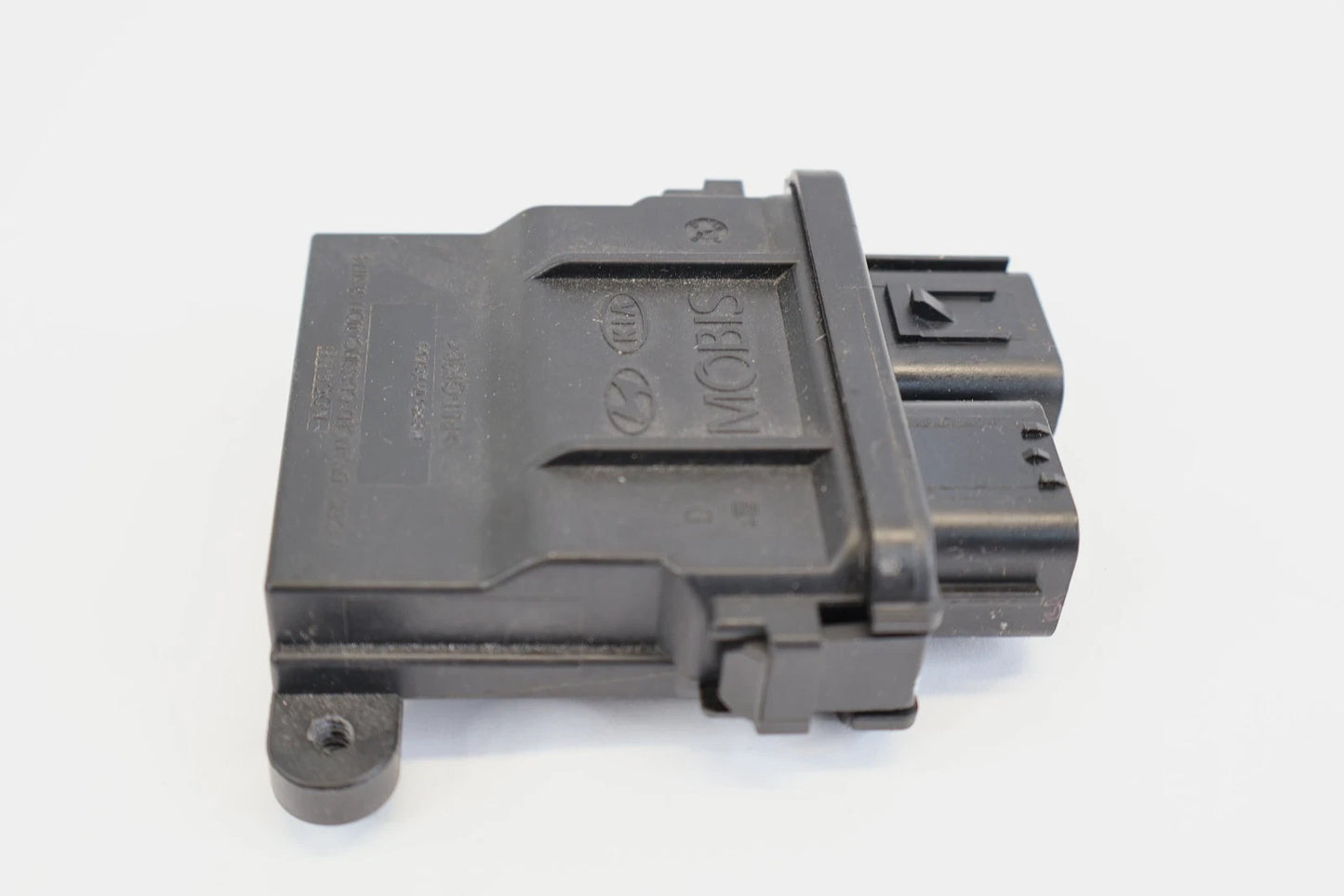 2011-2015 KIA OPTIMA FRONT PASSENGER SEAT OCCUPANT MODULE SENSOR OEM 88950-2T600
