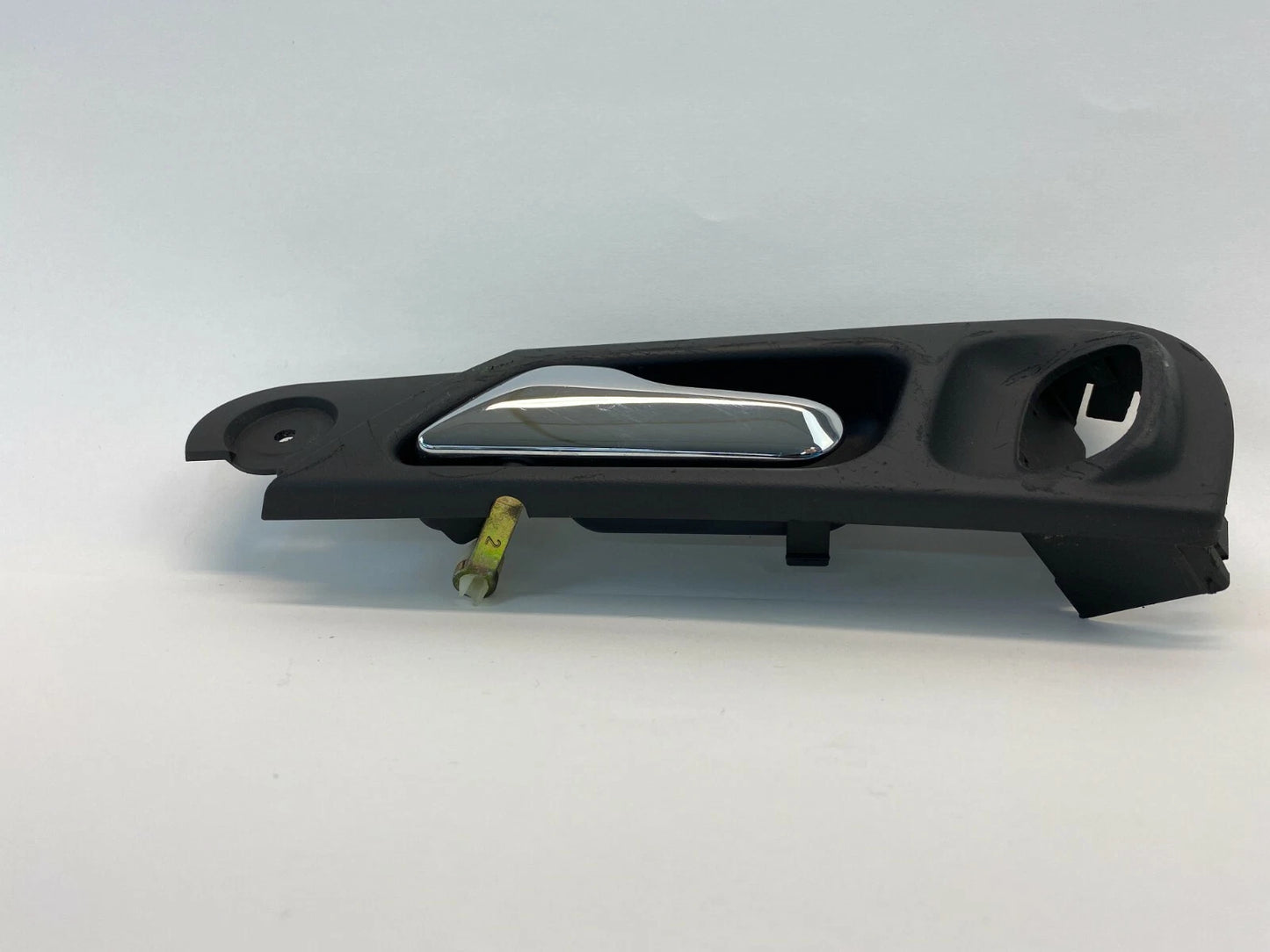 2006 2007 MERCEDES-BENZ C280 INNER DOOR HANDLE REAR LEFT BLACK SILVER A3184 OEM