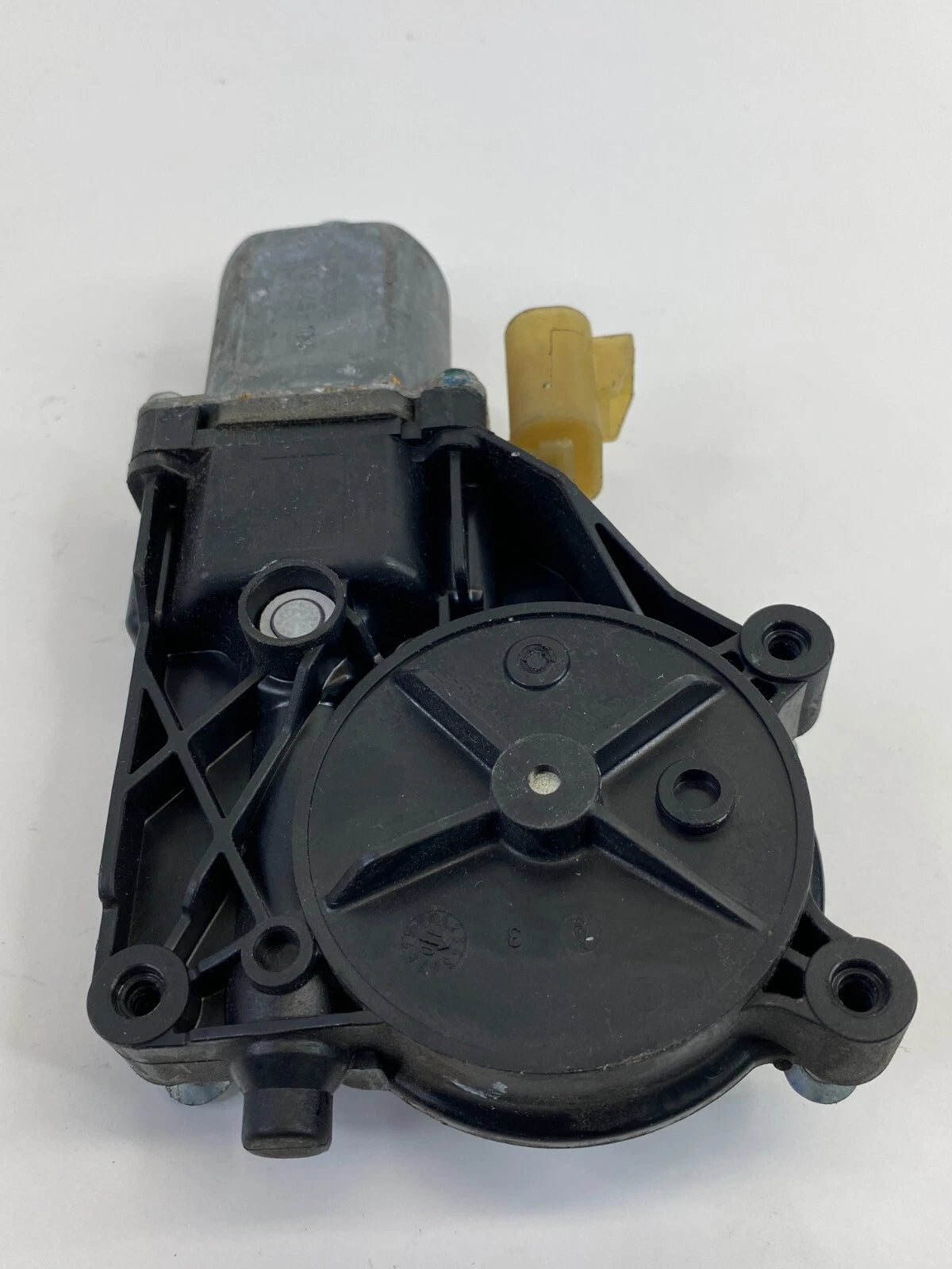 2008-2012 CHEVROLET MALIBU REAR RIGHT BACK SIDE DOOR WINDOW MOTOR 0130822364 OEM