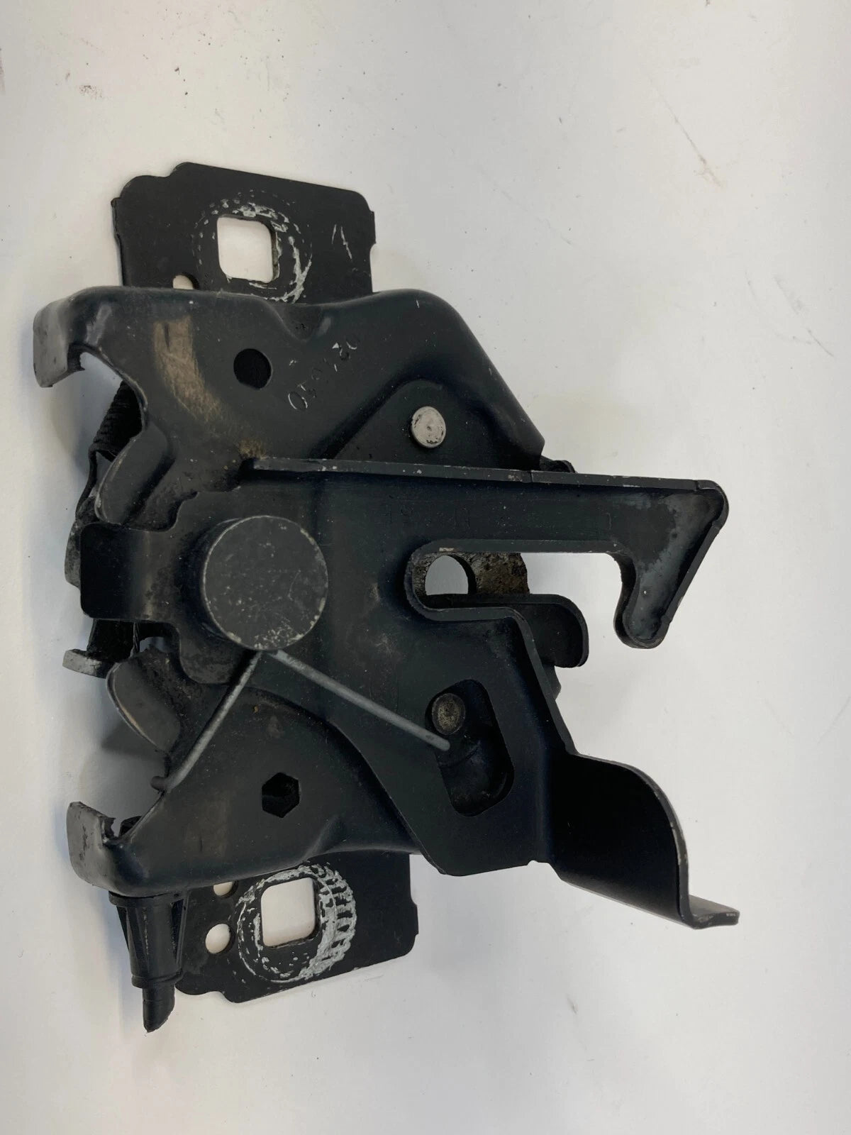 2008-2011 FORD FOCUS ENGINE HOOD LOCK LATCH MECHANISM ASSEMBLY FRONT OEM FACTORY