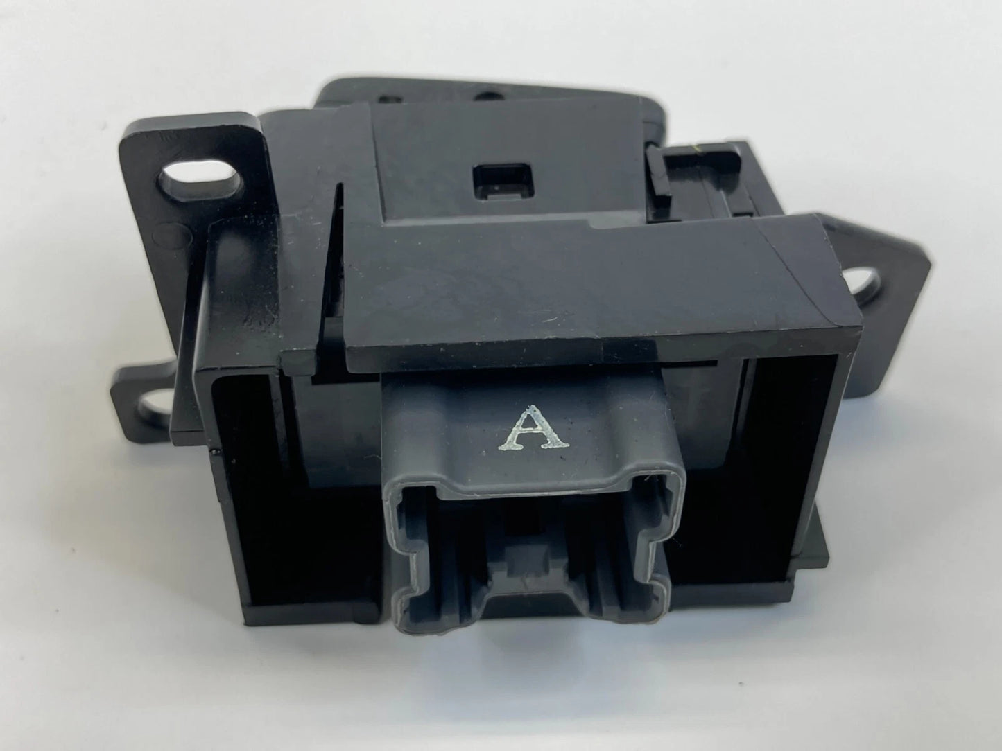 2008-2013 NISSAN ALTIMA LEFT HEATED HEAT SEAT BUTTON SWITCH OEM