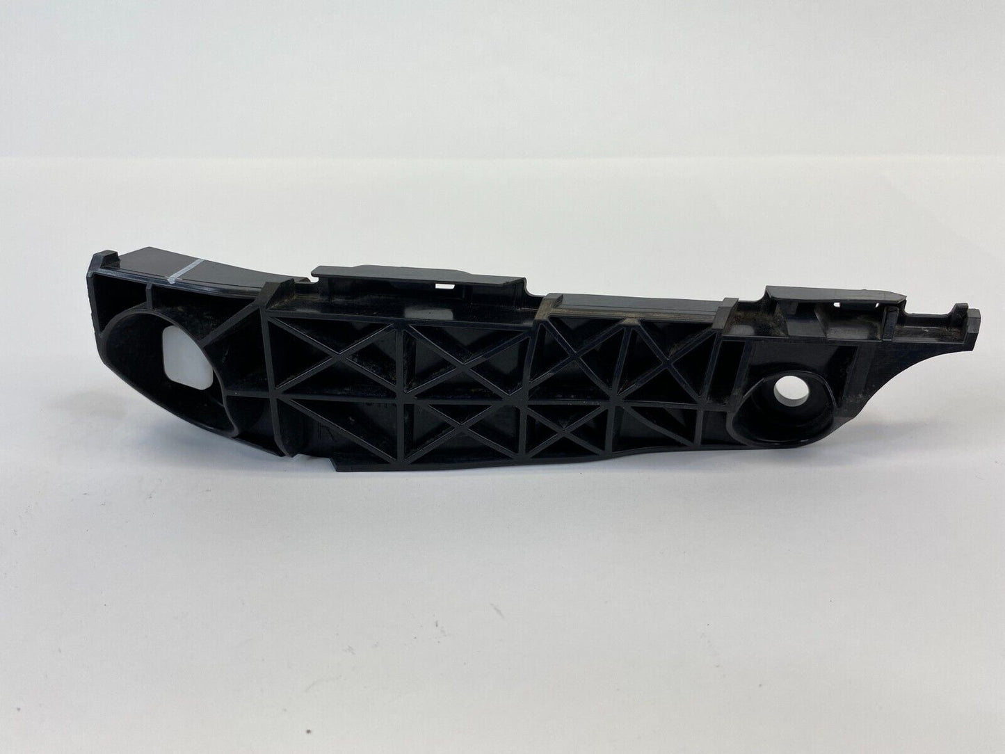 2006-2012 Toyota RAV4 Front Right Bumper Bracket Retainer Cover Stay 52535-0R010