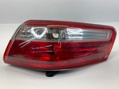 2007-2009 Toyota Camry Rear Right Outer Tail Light Taillight Lamp Assembly OEM