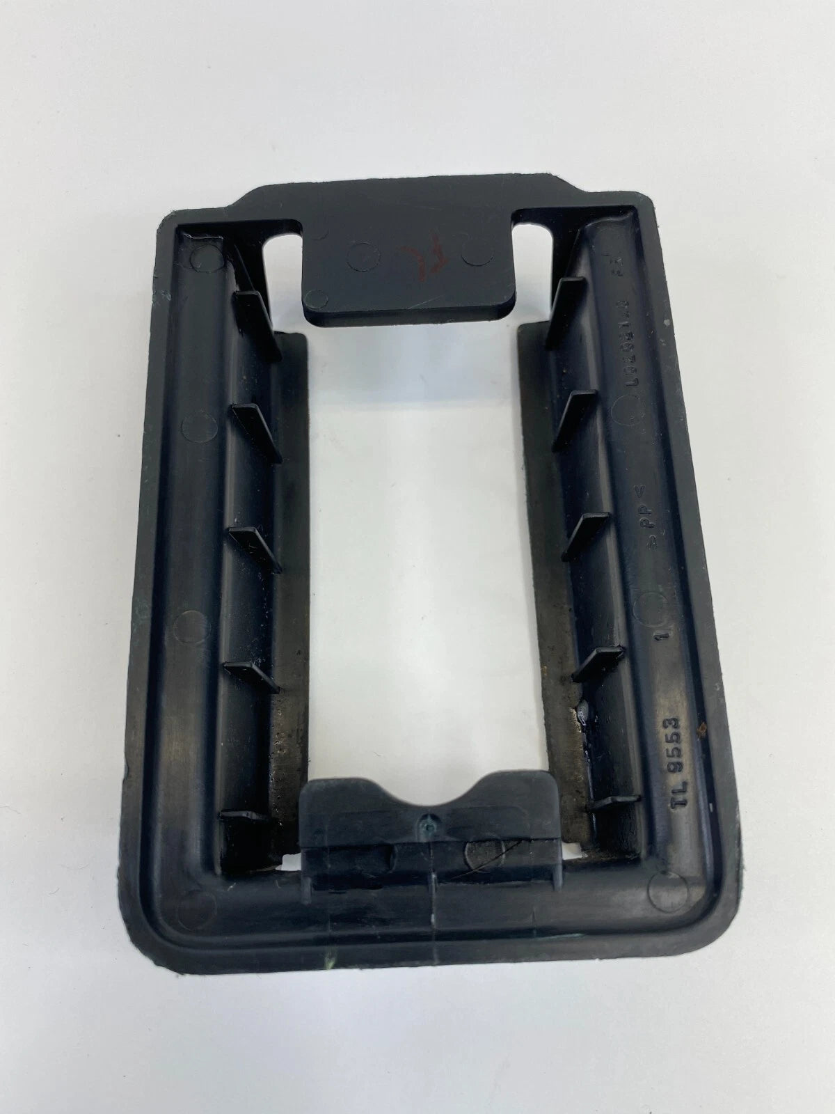 2011-2023 DODGE CHARGER FRONT LEFT SIDE SEAT TRACK RAIL COVER CAP TRIM L0202140