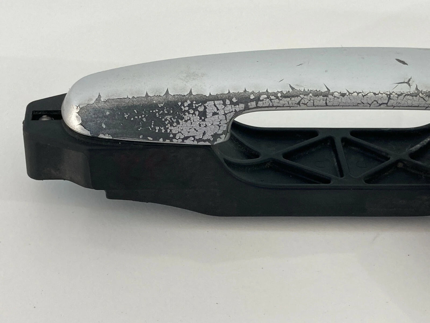 2004-2009 TOYOTA PRIUS REAR RIGHT SIDE OUTER OUTSIDE DOOR HANDLE ASSEMBLY OEM