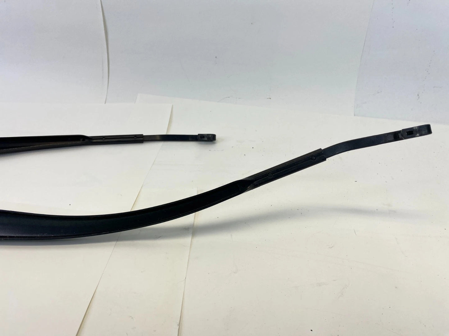 2013-2020 NISSAN PATHFINDER FRONT WINDSHIELD WIPER ARMS SET PAIR OEM