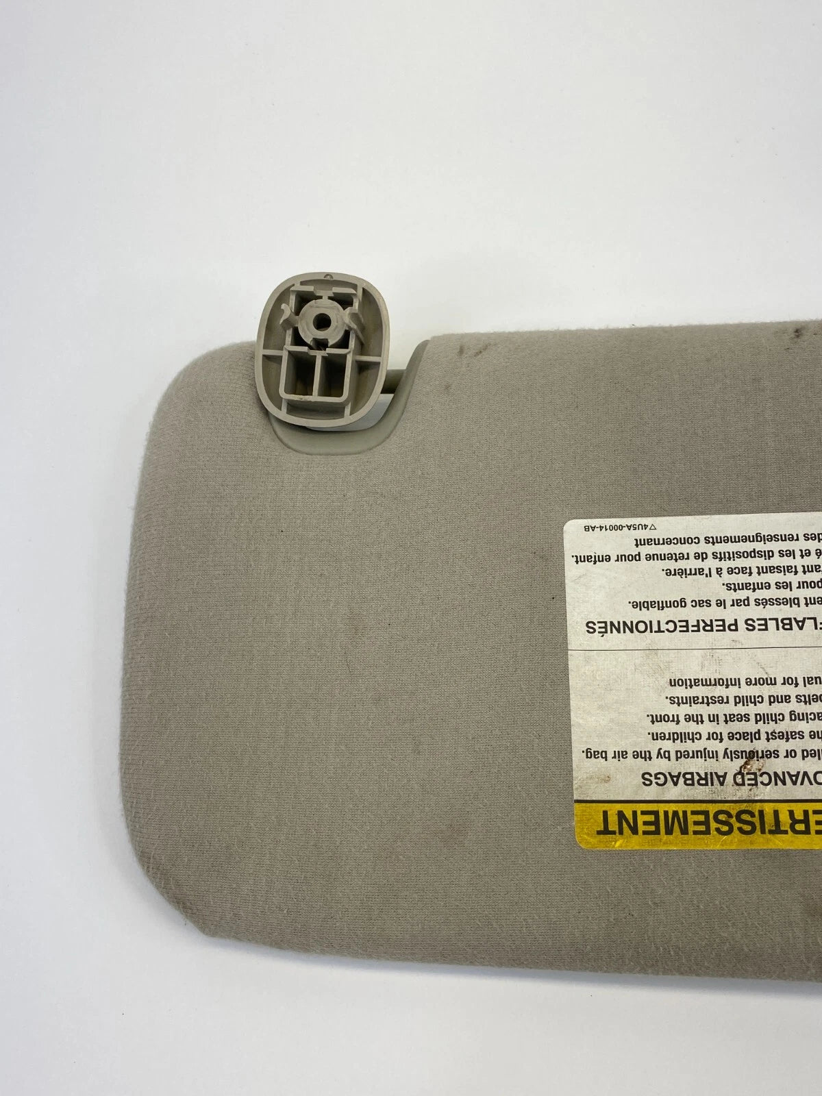 06 07 08 09 MERCURY MILAN LEFT SIDE SUN VISOR SHADE W /MIRROR & LIGHT OEM