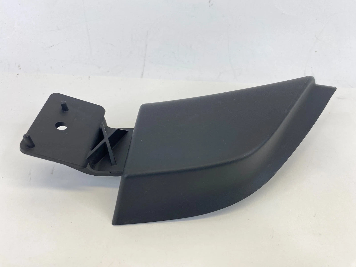 2007-2009 CADILLAC SRX FRONT LEFT INTERIOR DOOR MIRROR CORNER COVER TRIM OEM
