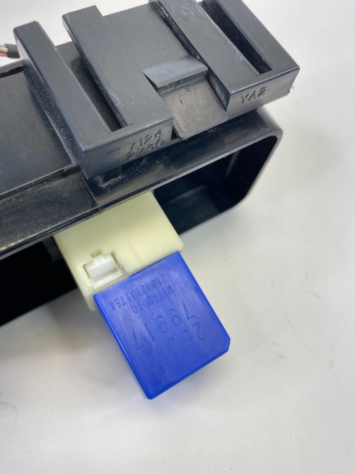 2013-2019 Nissan Sentra 1.6L L4 A/T Under Hood Multi Relay Juction Block Box OEM