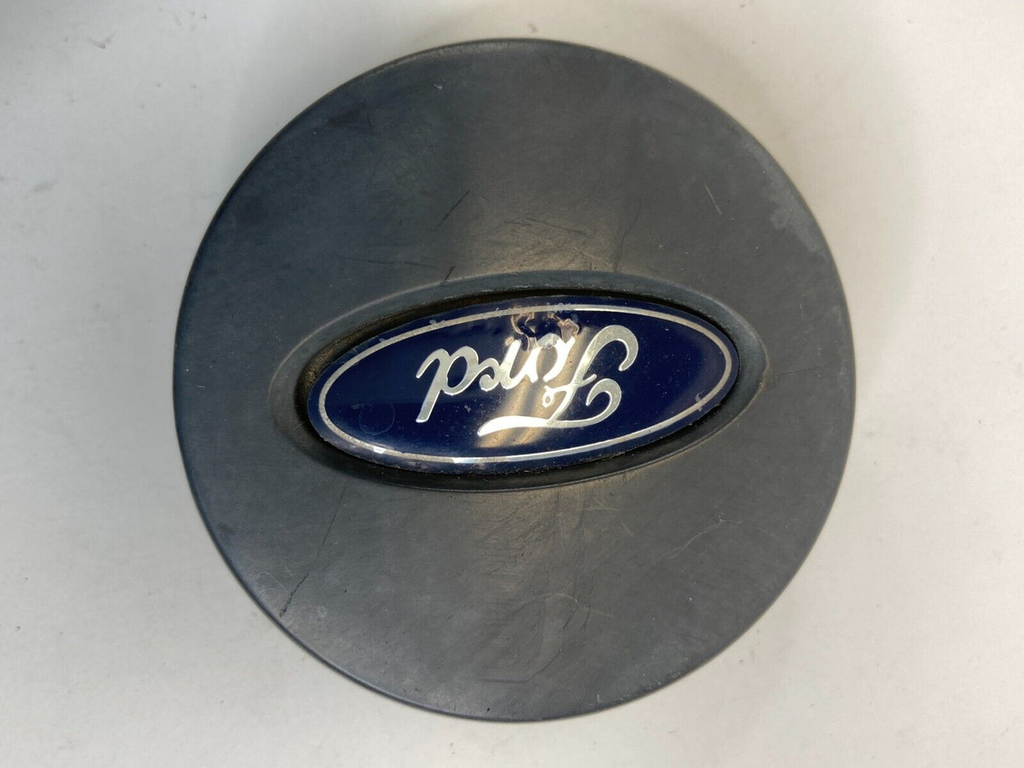 2001-2007 Ford Escape Rim Wheel Center Cap Hub Cap YL84-1A096-FA OEM