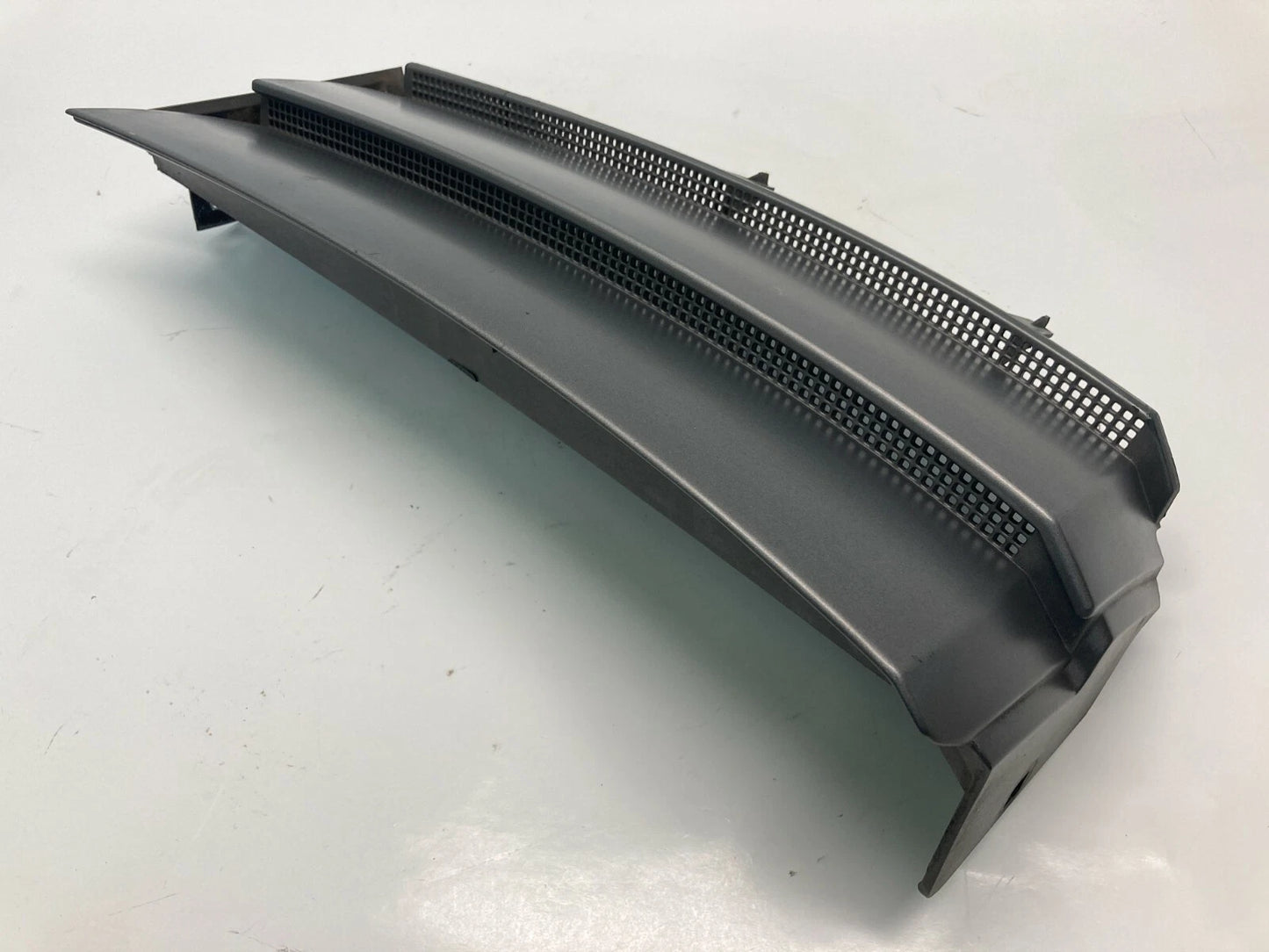 2003-2005 LAND ROVER RANGE ROVER FRONT SIDE FENDER VENT GRILL GRILLE TRIM FRAME