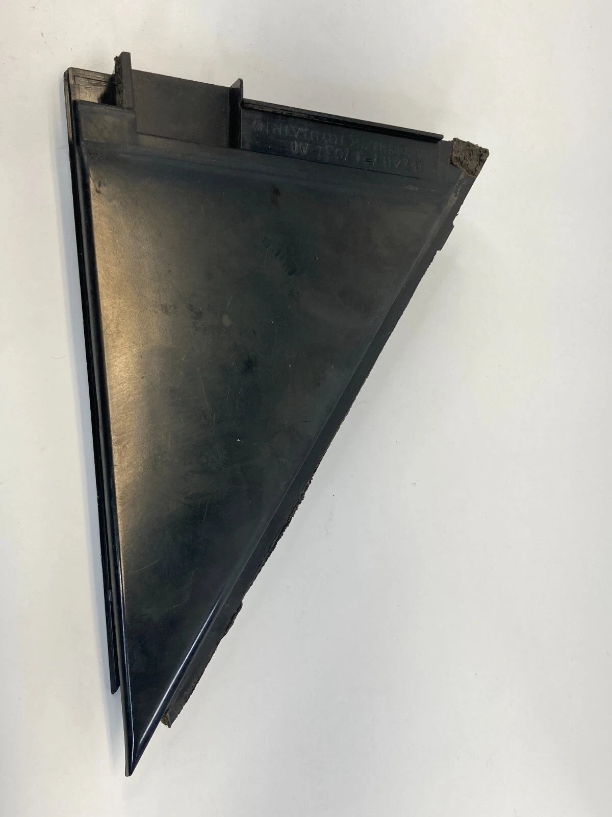 04-09 TOYOTA PRIUS REAR RIGHT SIDE DOOR INTERIOR CORNER COVER 67487-47031 OEM