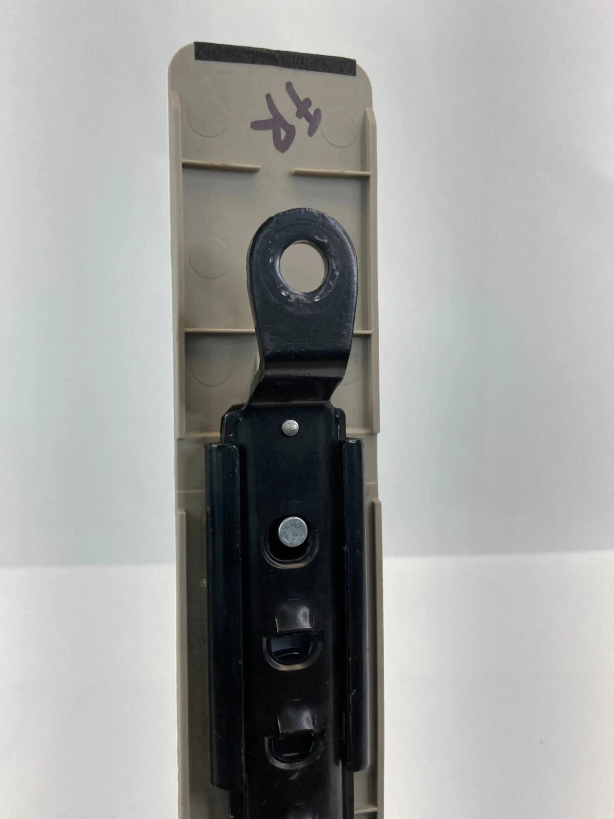 2006-2012 FORD FUSION FRONT RIGHT PASSENGER SEAT BELT HEIGHT ADJUSTER TRIM OEM