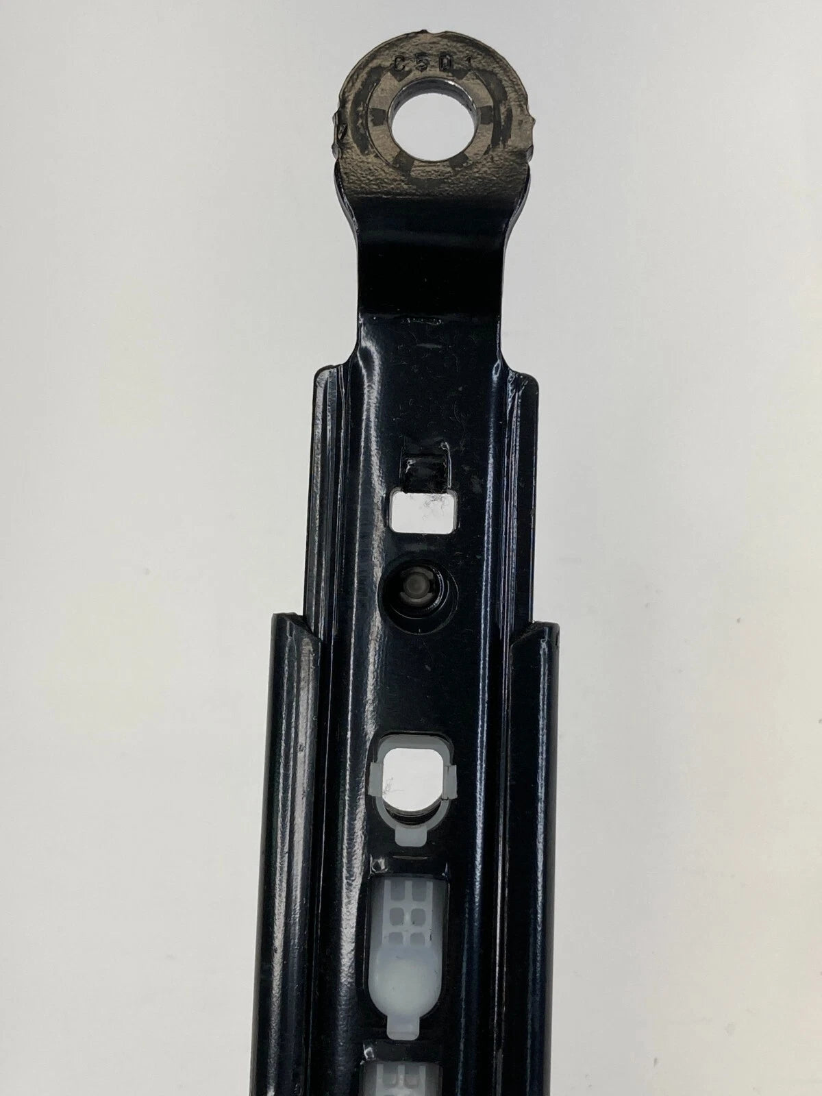 2002-2006 NISSAN ALTIMA FRONT LEFT SIDE SEAT BELT HEIGHT ADJUSTER ADJUSTMENT OEM