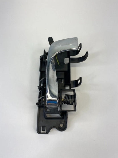 2004-2006 CADILLAC SRX REAR RIGHT BACK SIDE INNER DOOR HANDLE 257078893 OEM