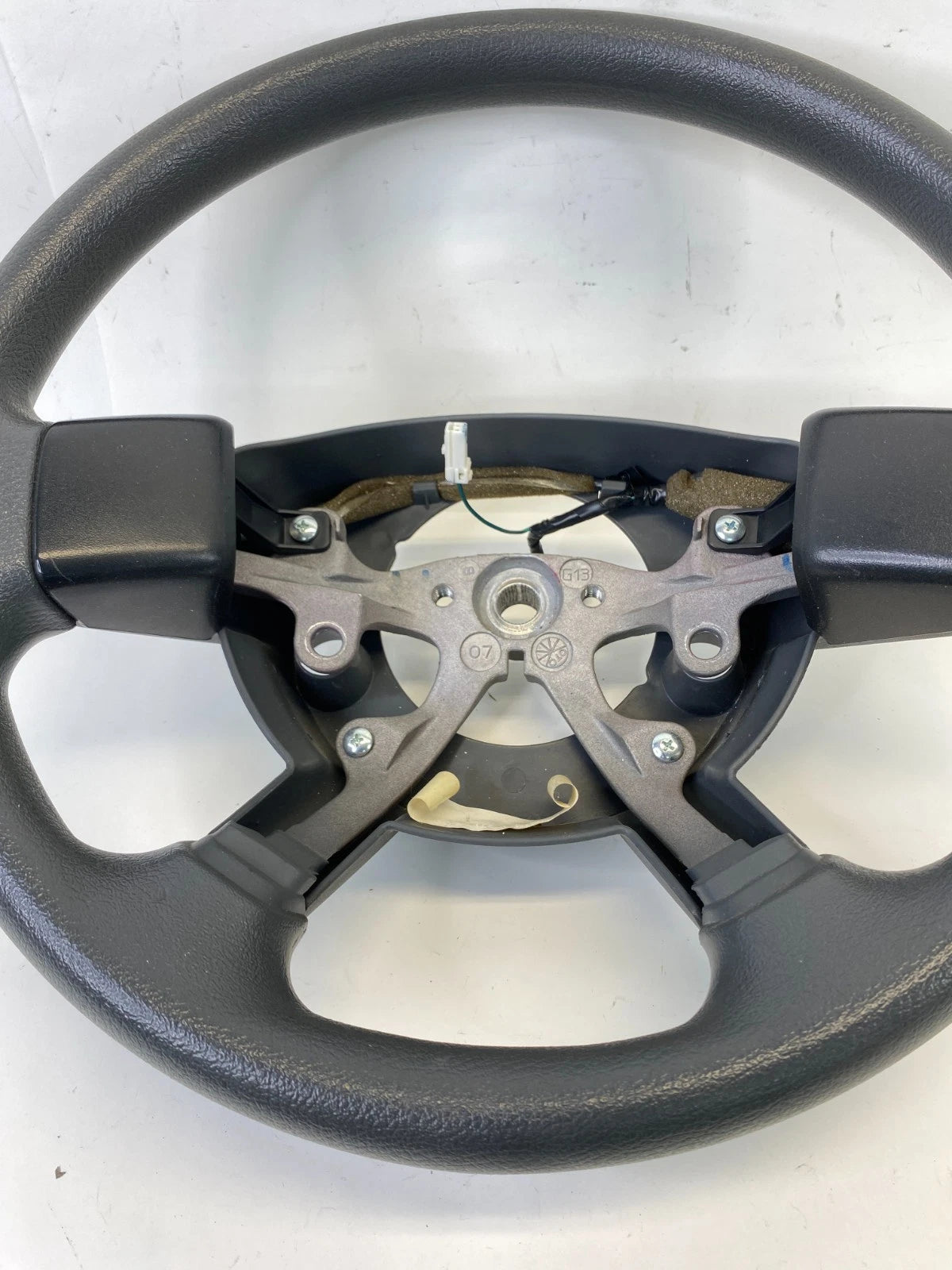 2007 DODGE DAKOTA ST STEERING WHEEL FOUR SPOKE WITHOUT CRUISE CONTROL OEM