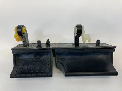 2005-2010 KIA SPORTAGE REAR TRUNK TAILGATE OUTSIDE OPENER HANDLE 81260-2E000 OEM