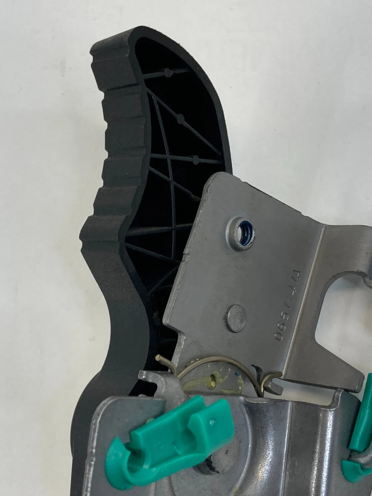 2014-2023 FORD TRANSIT CONNECT REAR LEFT DOOR INNER INTERIOR RELEASE HANDLE ASSY