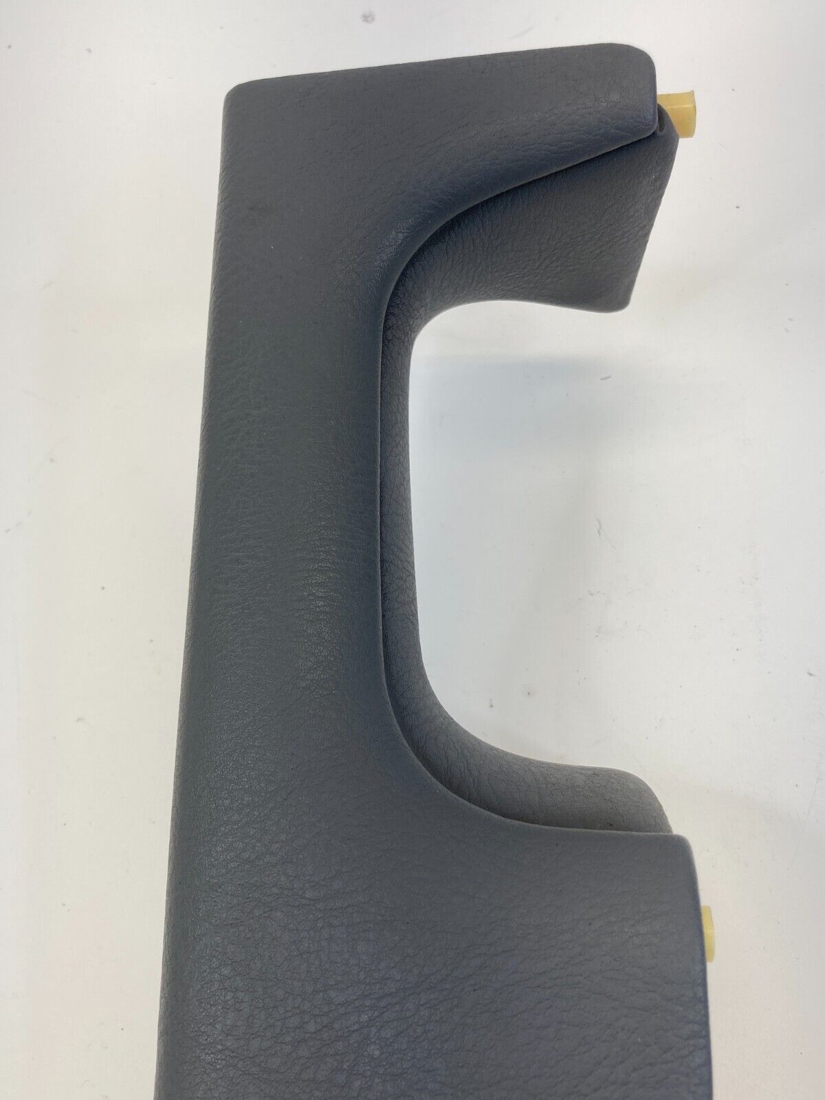 2001-2006 Hyundai Elantra Front Right Passenger Door Armrest Arm Rest OEM