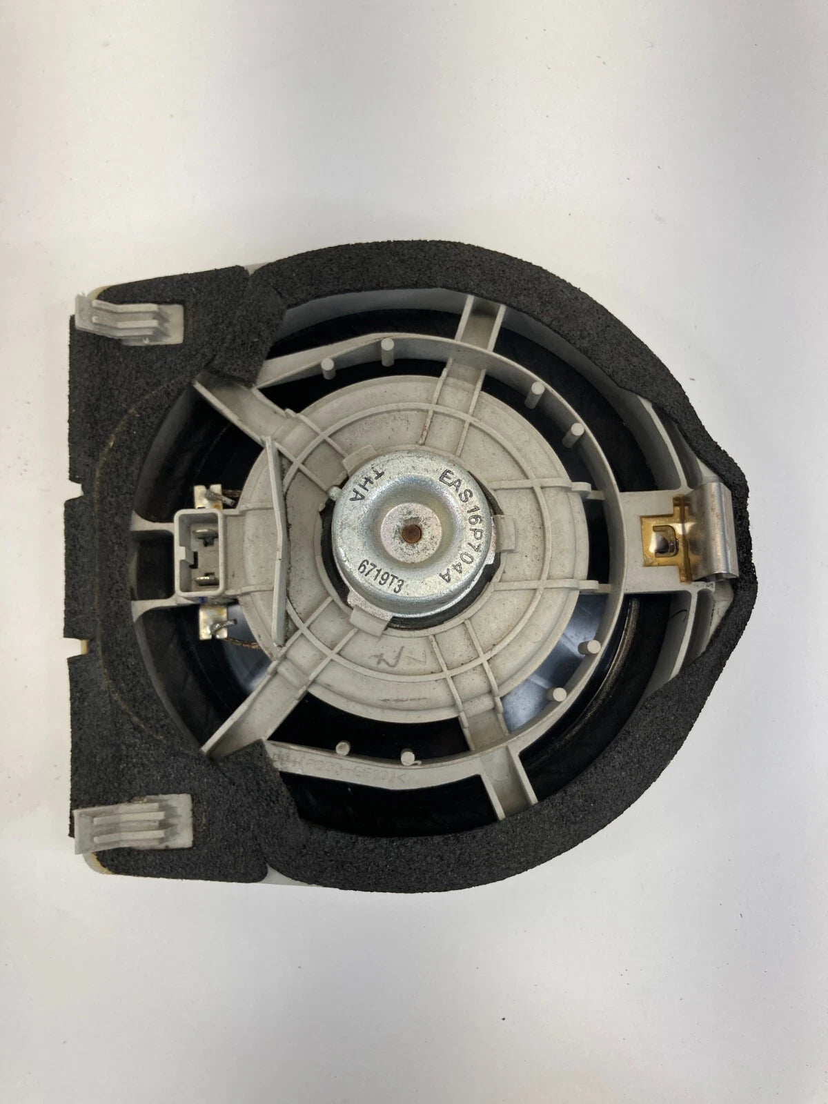 2007 2008 HONDA FIT REAR RIGHT BACK DOOR AUDIO SOUND SPEAKER EAS-16P704A OEM