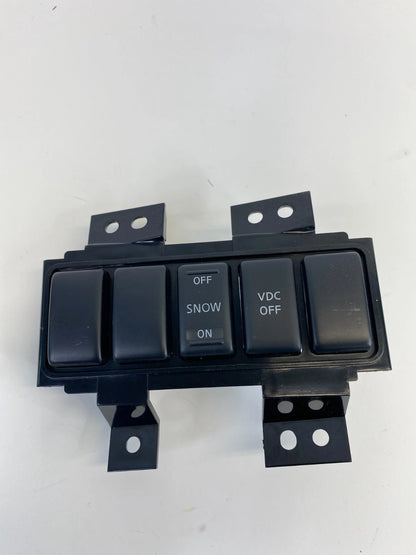 2003-2008 INFINITI FX35 FRONT CONSOLE VDC OFF SNOW CONTROL SWITCH OEM 68492AX000