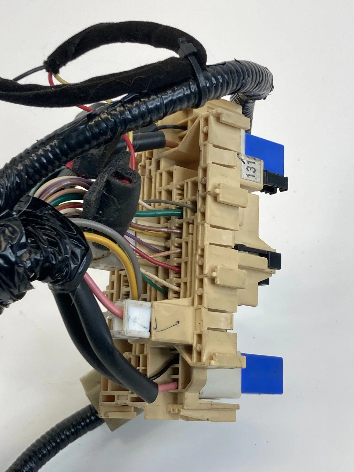 2014 2015 NISSAN ROGUE SELECT 2.5L A/T DASH FUSE BOX RELAY JUNCTION BLOCK OEM