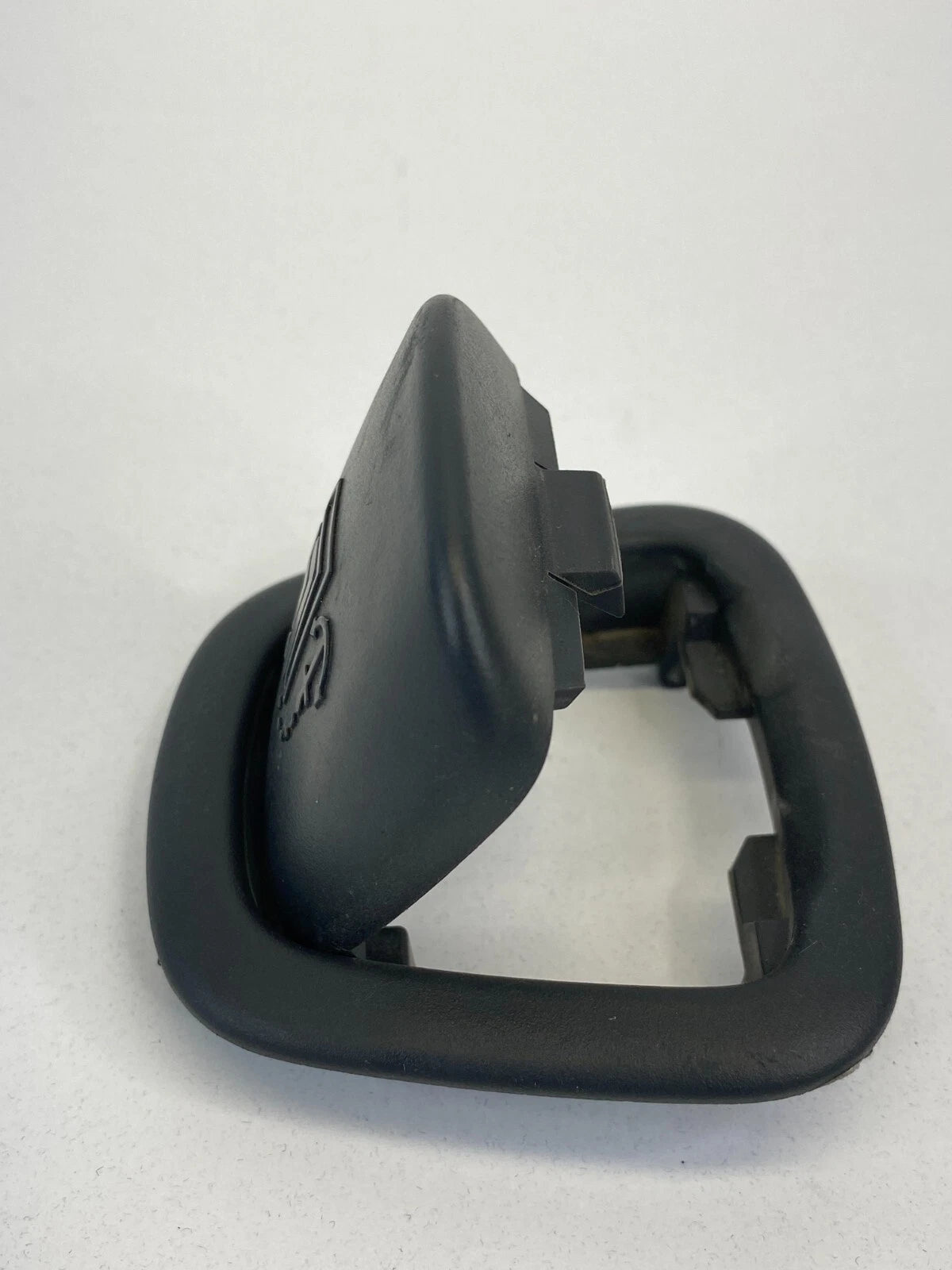 2008-2011 FORD FOCUS BACK SEAT CHILD SAFETY ANCHOR HOOK COVER CAP TRIM OEM