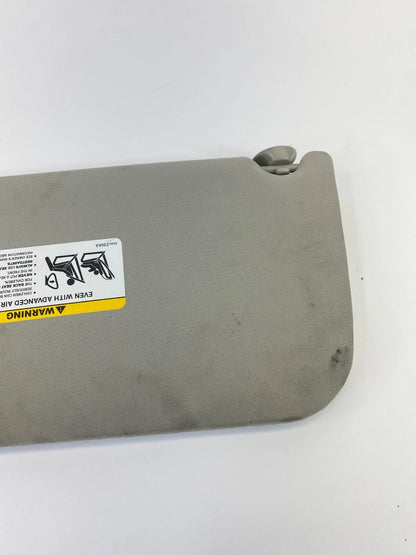 2006-2010 JEEP COMMANDER ROOF RIGHT PASSENGER SUNVISOR SUN VISOR SHADE OEM