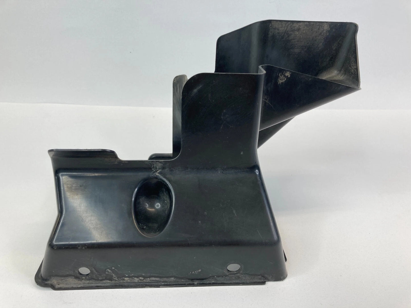 2009-2017 MITSUBISHI LANCER TURBO TRANSMISSION OIL COOLER AIR DUCT OEM 2920A223