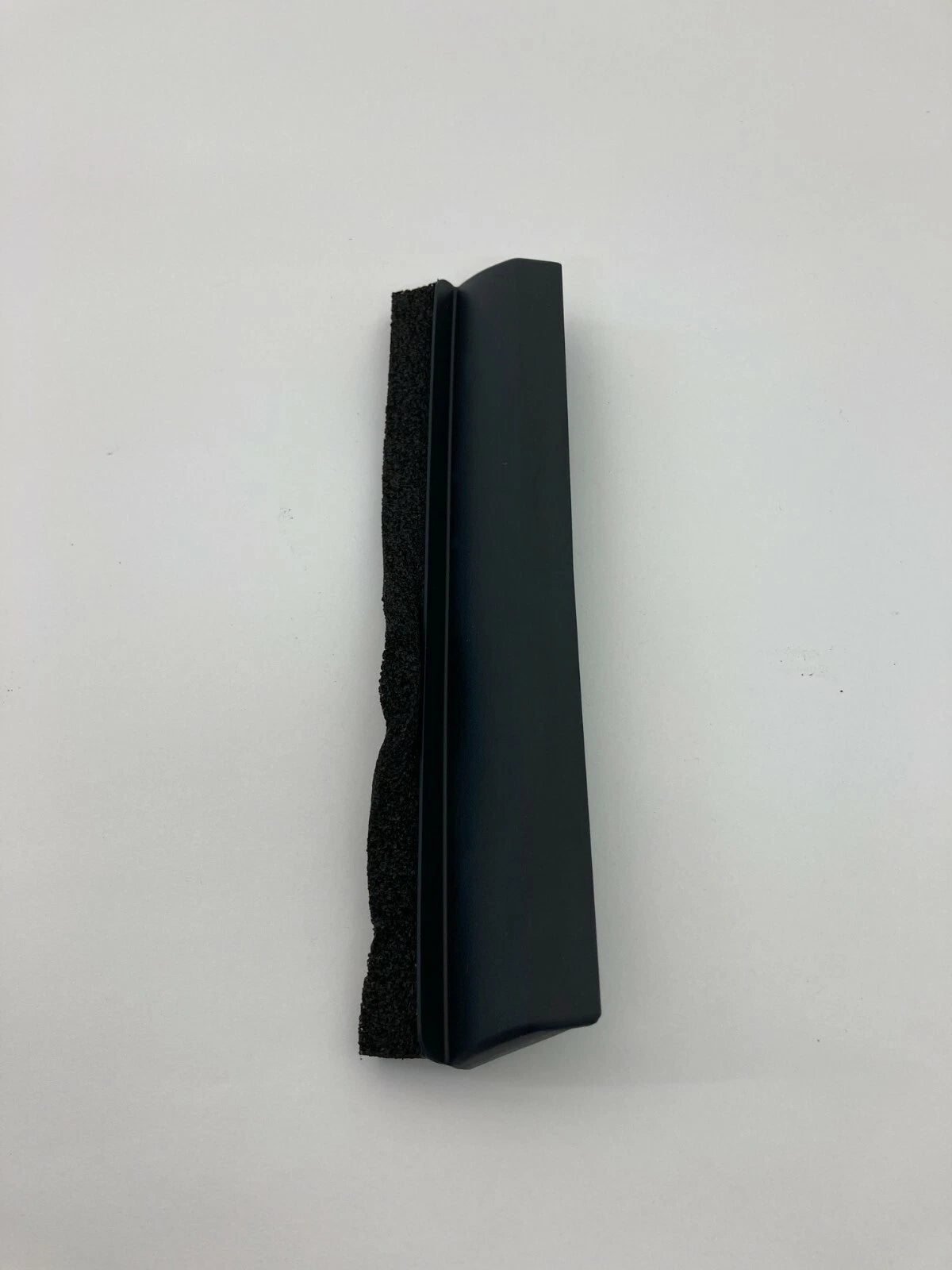2000-2004 TOYOTA AVALON FRONT CENTER CONSOLE HOLE TRIM COVER ASSEMBLY 58839AC010