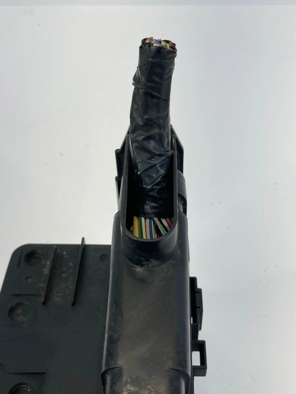 01 02 03 04 HONDA ODYSSEY 3.5L V6 FWD AT ENGINE FUSE BOX RELAY COMPARTMENT OEM