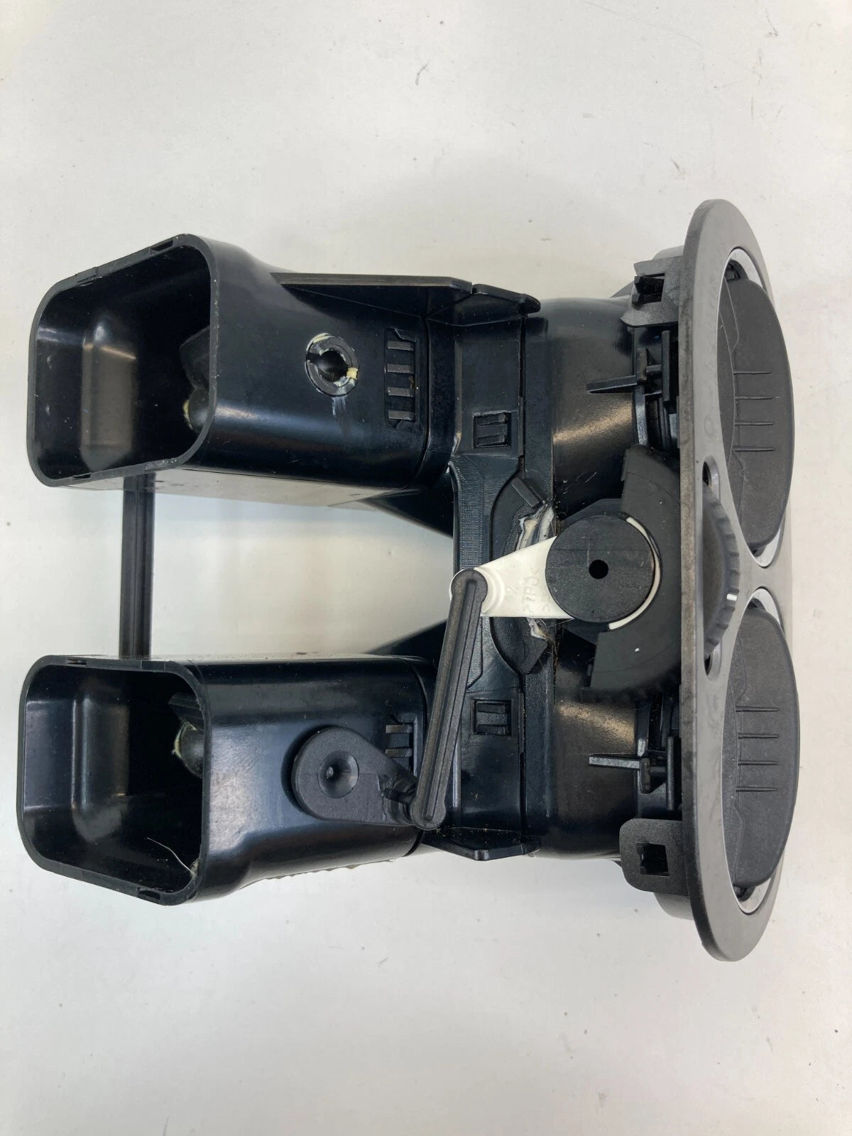 2009-2011 VW VOLKSWAGEN TIGUAN REAR CENTER CONSOLE A/C AIR VENT OUTLET 5N0819203