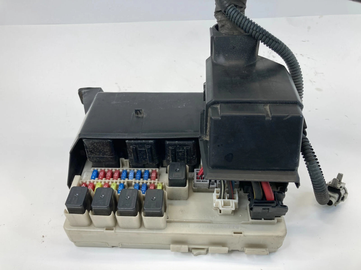 06-08 KIA OPTIMA 2.4L 16V UNDER HOOD FUSE RELAY BOX JUNCTION UNIT 284B9-7Y000