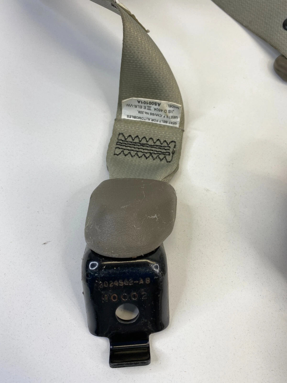 2007 2008 MITSUBISHI ENDEAVOR FR RIGHT PASSENGER SEAT BELT RETRACTOR 2020615AG