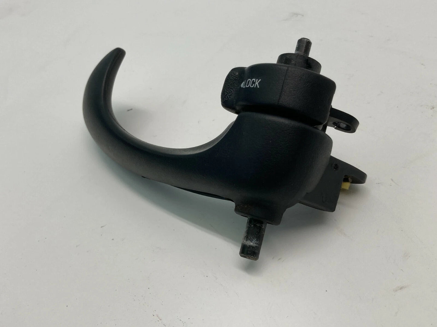 1997-2002 CHEVROLET MALIBU FRONT RIGHT PASSENGER INTERIOR INNER DOOR HANDLE OEM
