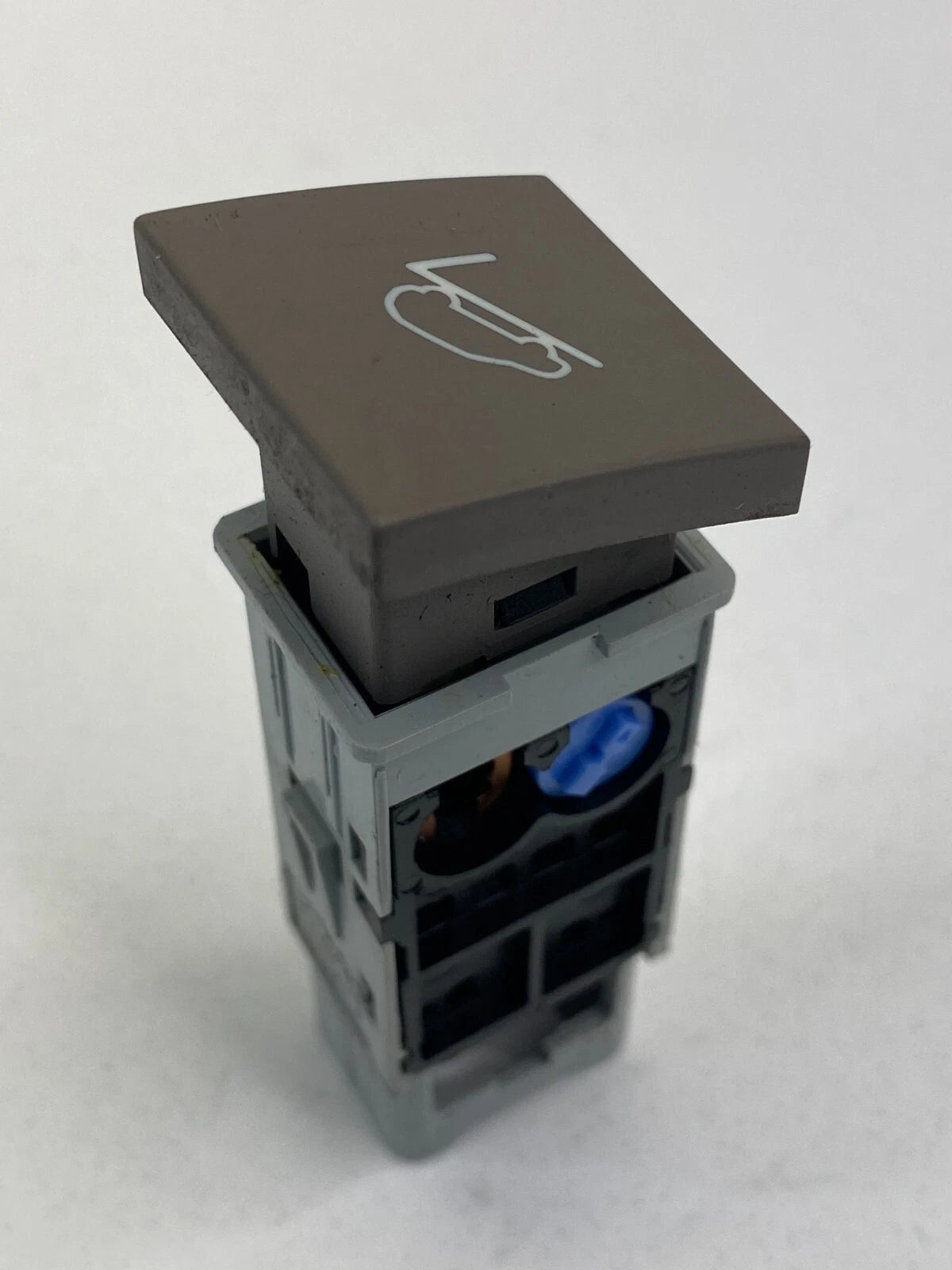 2011 11 HYUNDAI TUCSON HILL DESCENT CONTROL SWITCH BUTTON OEM