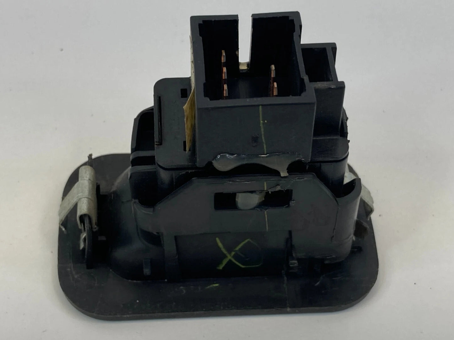 05-10 PONTIAC G6 SDN REAR RIGHT SIDE BACK DOOR POWER WINDOW SWITCH 22626533 OEM