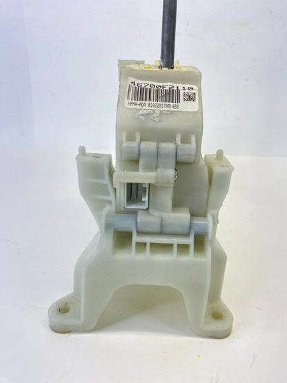 2017-2020 HYUNDAI ELANTRA 2.0L AUTO FLOOR GEAR SHIFT SHIFTER LEVER 46700-F2110