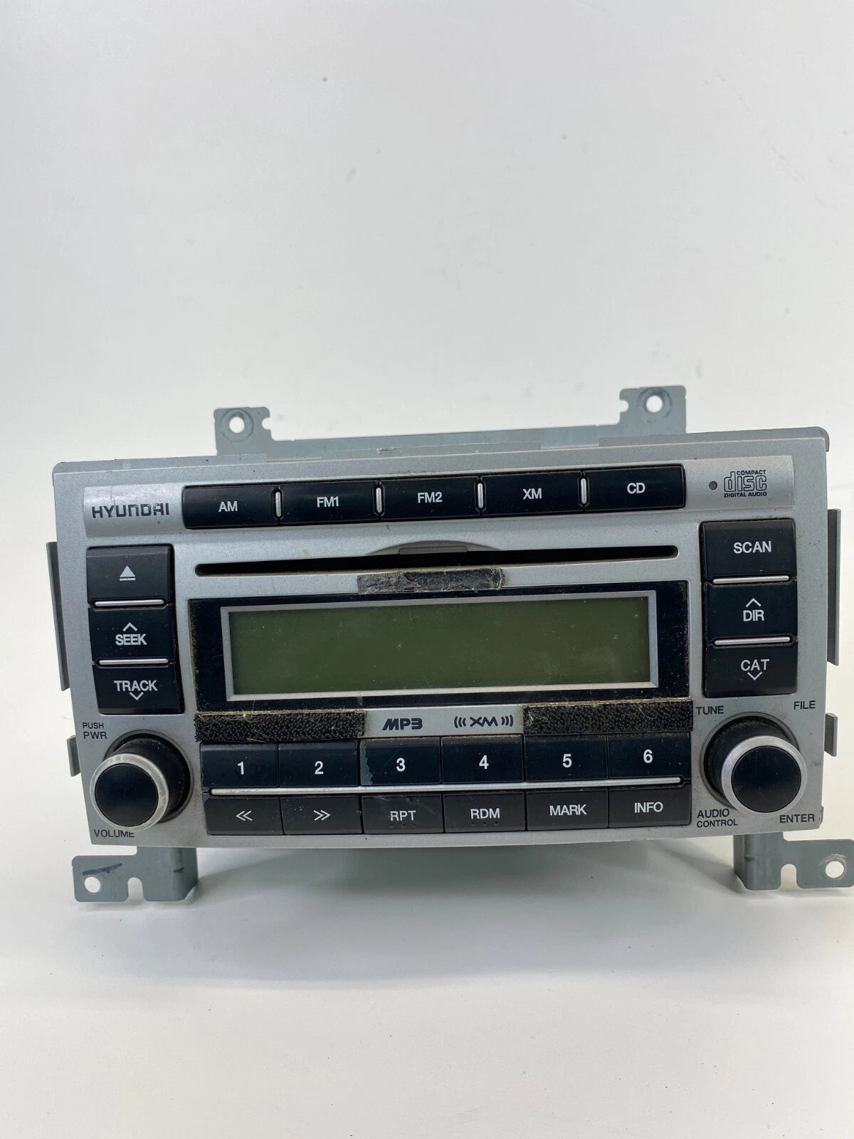 07-09 HYUNDAI SANTA FE AUDIO EQUIPMENT RADIO AM-FM STEREO CD MP3 96100-0W002 OEM