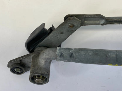 2011-2015 KIA SORENTO SONATA FR WINDSHIELD WIPER MOTOR W LINKAGE OEM 98110-1U000