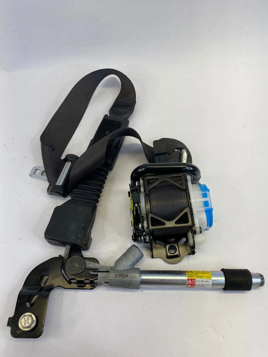 2014-2019 KIA SOUL SEAT BELT BUCKLE RETRACTOR FRONT LEFT DRIVER OEM 88810-B2500