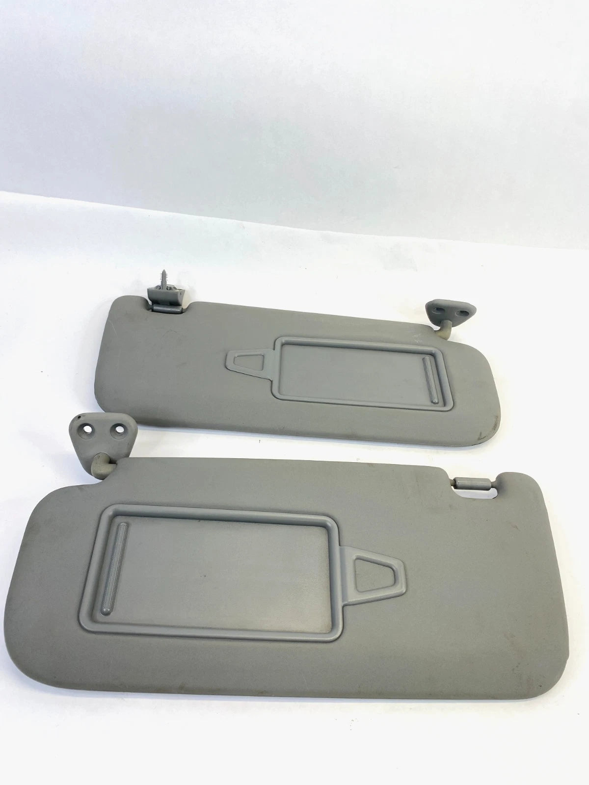 2007-2010 HYUNDAI ELANTRA SEDAN SUNVISOR SUN VISOR SHADE SET PAIR LH RH GRAY OEM