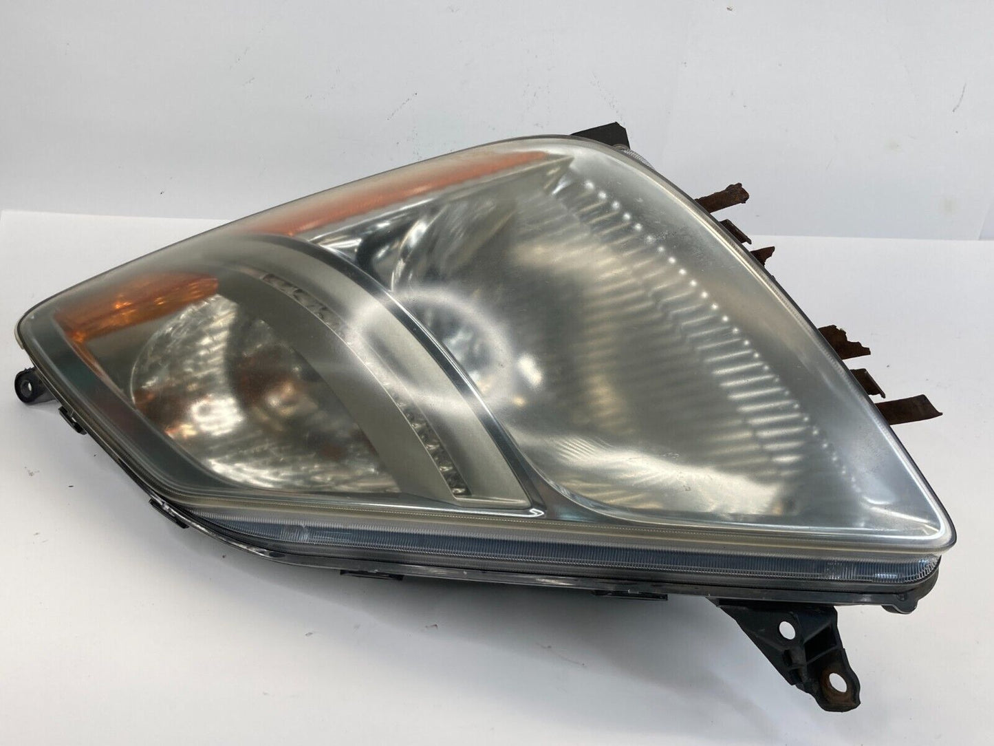 2006-2009 Toyota Prius Front Left Driver Side Headlight Headlamp Halogen OEM