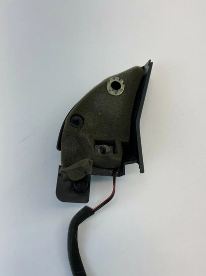 2005-2010 VOLKSWAGEN JETTA FRONT LEFT SIDE DOOR MIRROR CORNER TRIM W/ TWEETER