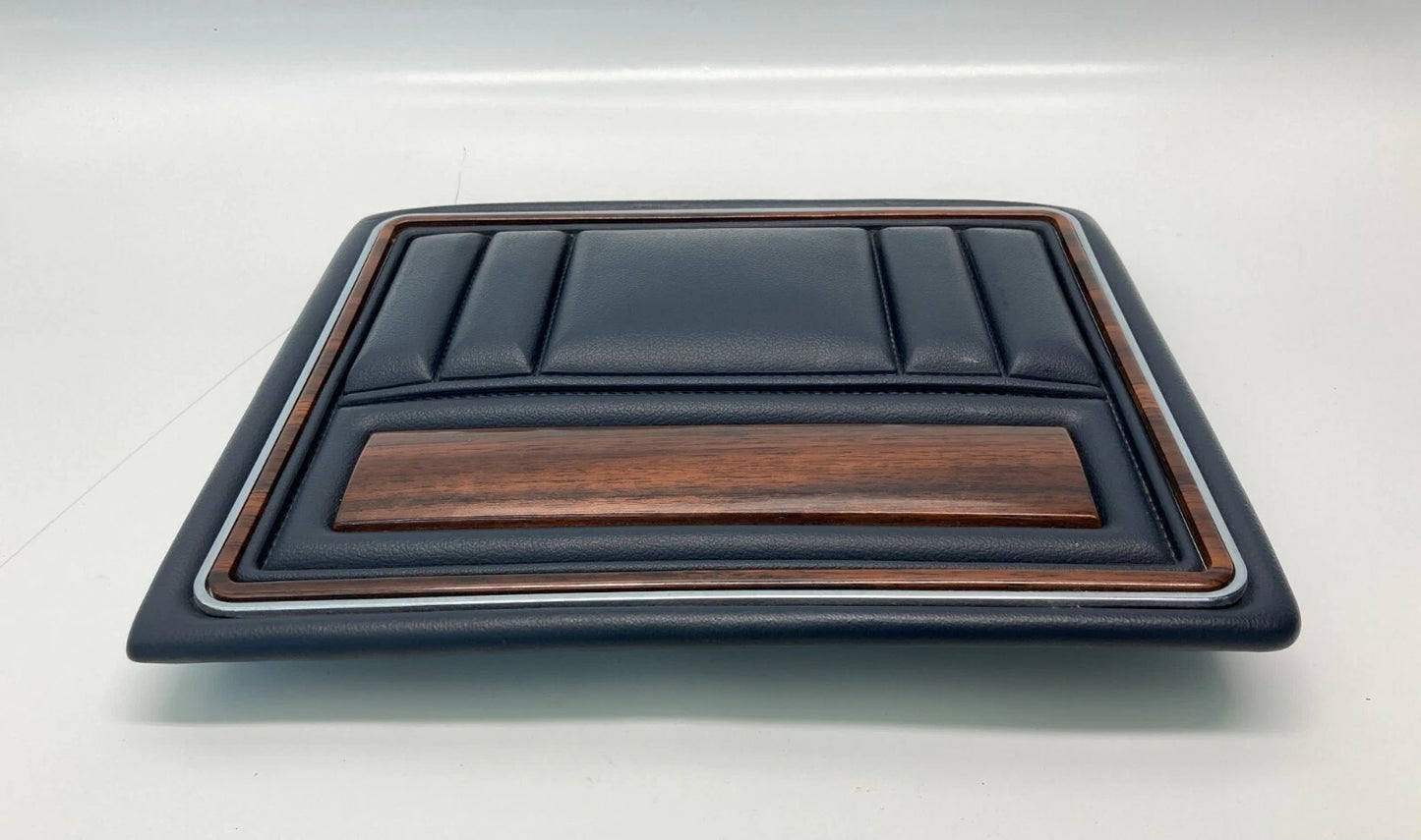 93 CHRYSLER IMPERIAL REAR RH PASSENGER SIDE INNER DOOR PANEL TRIM COVER 4611920