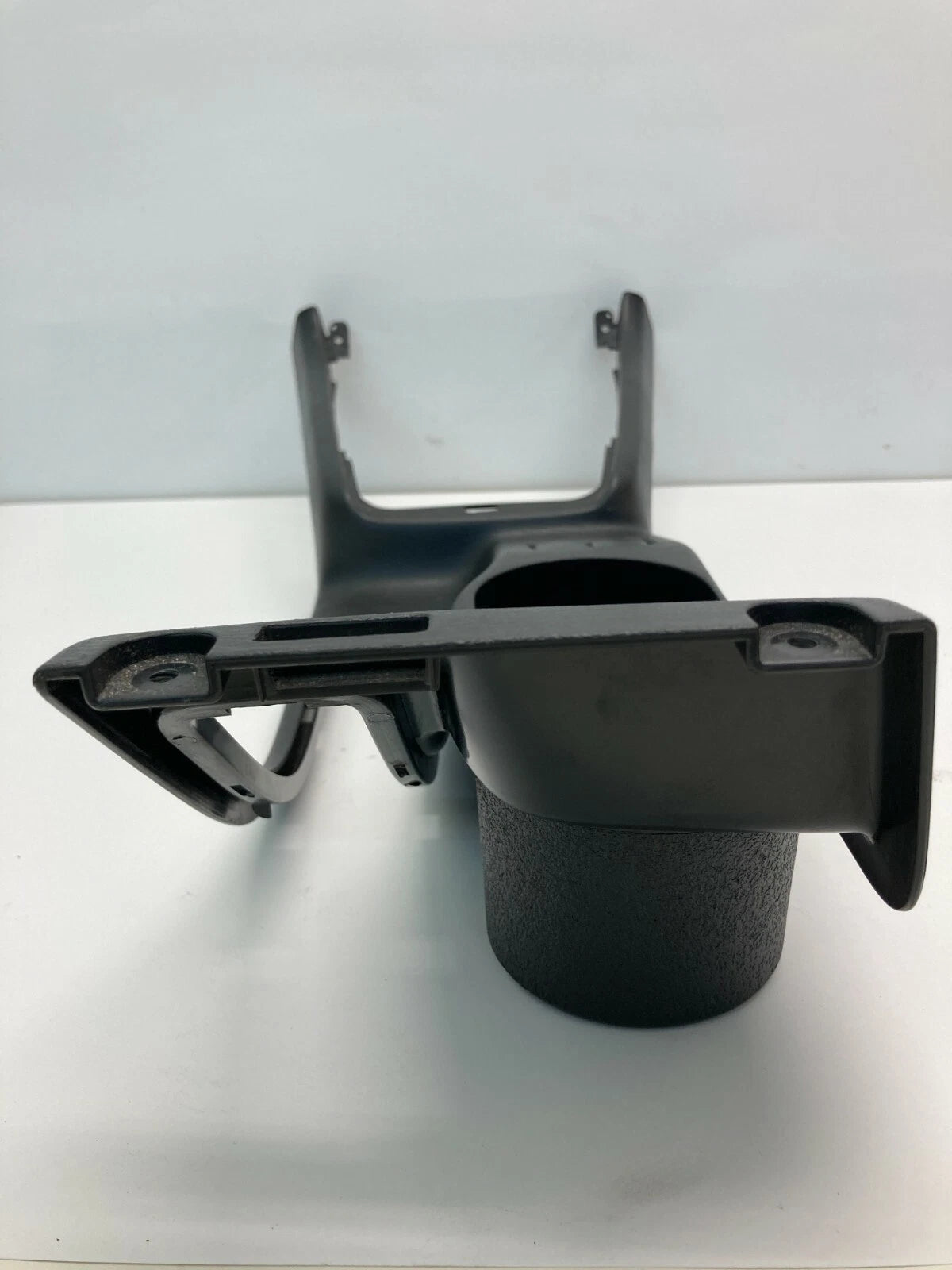 2005-2007 SUBARU IMPREZA CENTER CONSOLE CUP HOLDER TRIM BEZEL 92132SA030 OEM