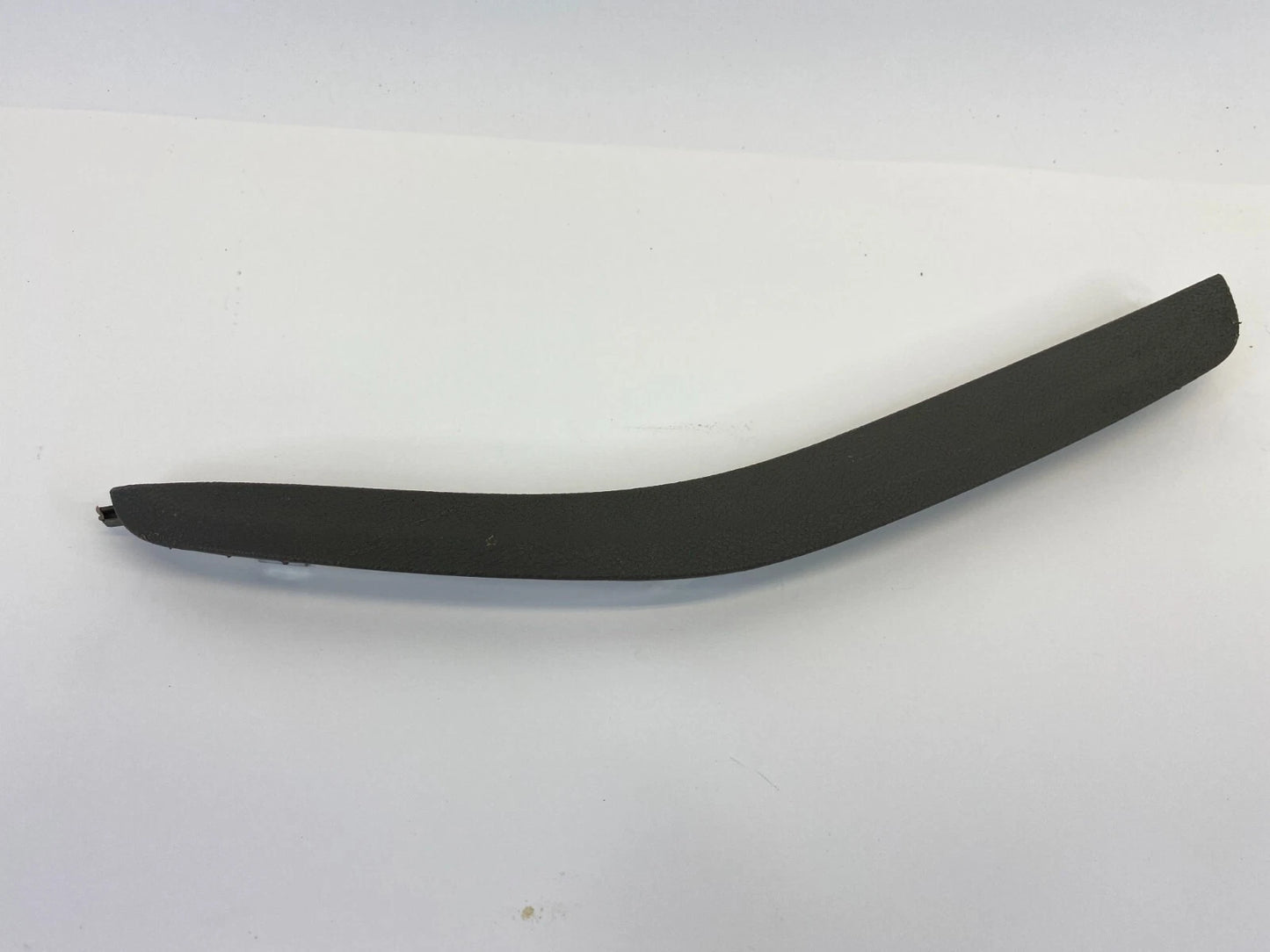 13-15 CHEVROLET MALIBU REAR RIGHT SIDE DOOR PULL HANDLE COVER BEZEL TRIM OEM