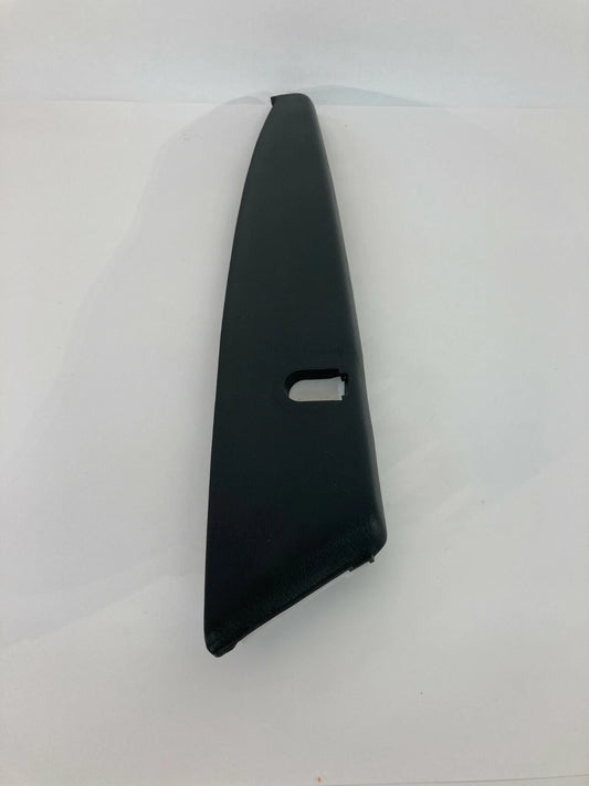 2010-2013 MAZDA 3 MAZDA3 FRONT RIGHT PASSENGER SIDE DOOR PANEL TRIM BEZEL OEM