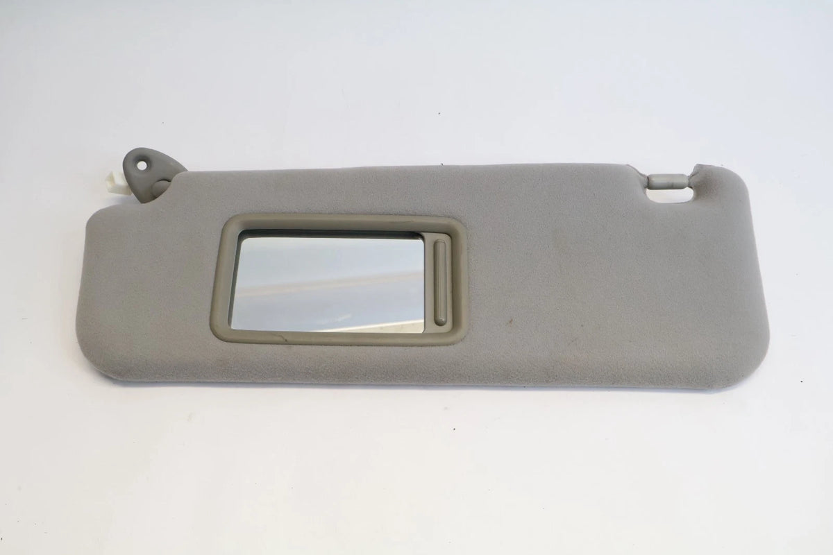 2004-2009 TOYOTA PRIUS LEFT DRIVER SIDE SUNVISOR SUN VISOR SHADE W/ MIRROR OEM