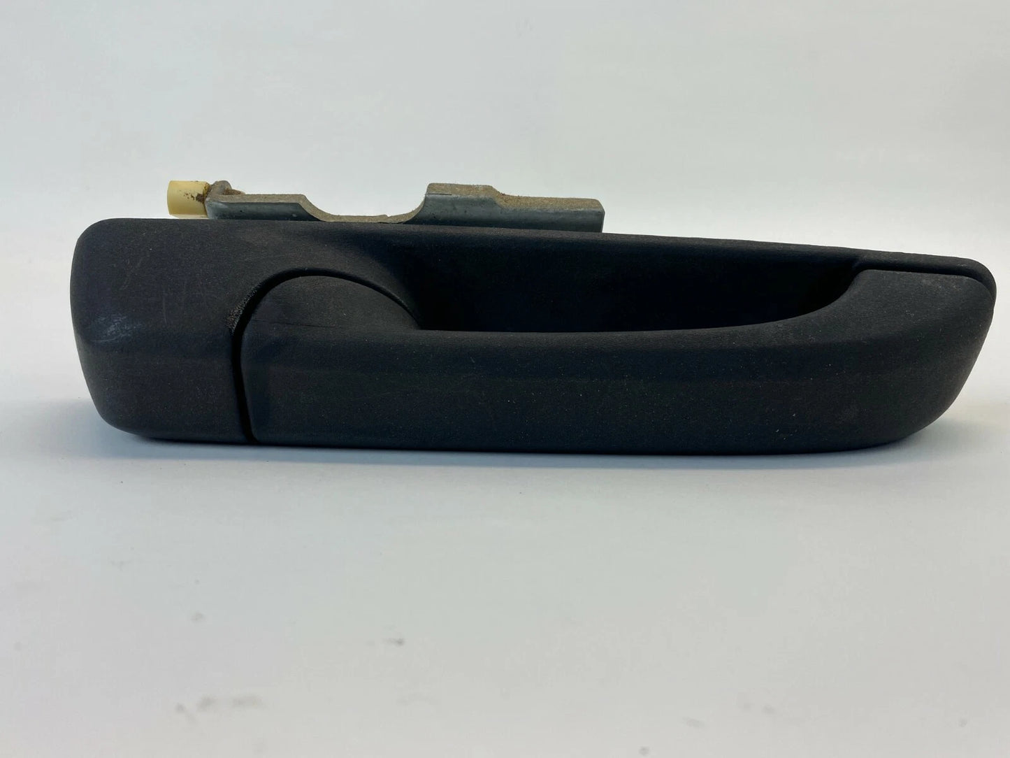05-07 JEEP GRAND CHEROKEE LAREDO FRONT RIGHT EXTERIOR DOOR HANDLE ASSEMBLY OEM